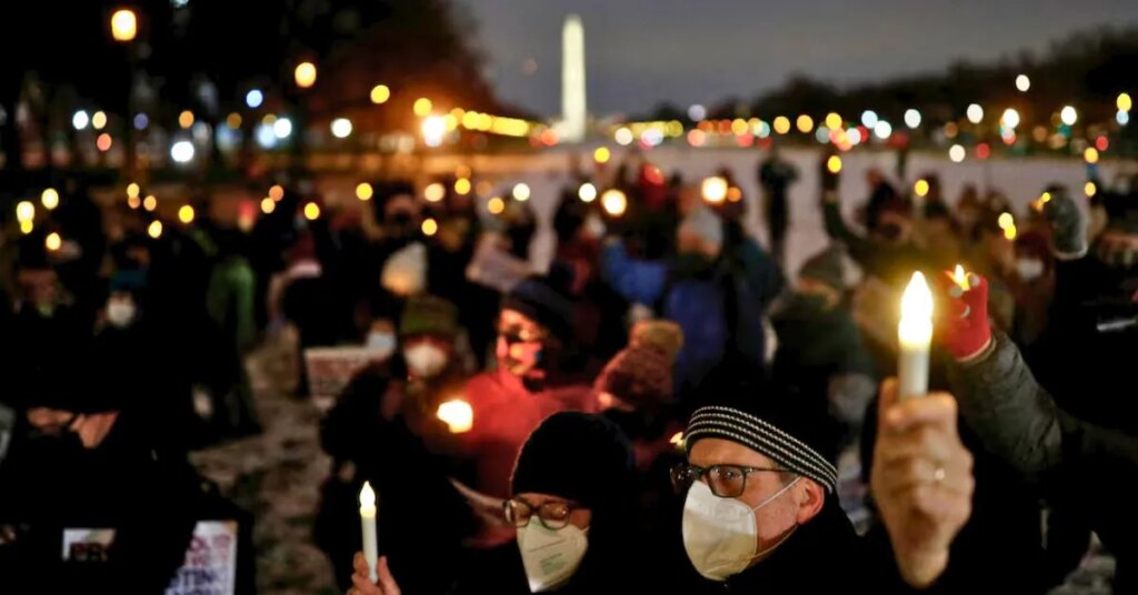 Community holds vigil to honor Idaho firefighters killed in wildfire ambush 2025